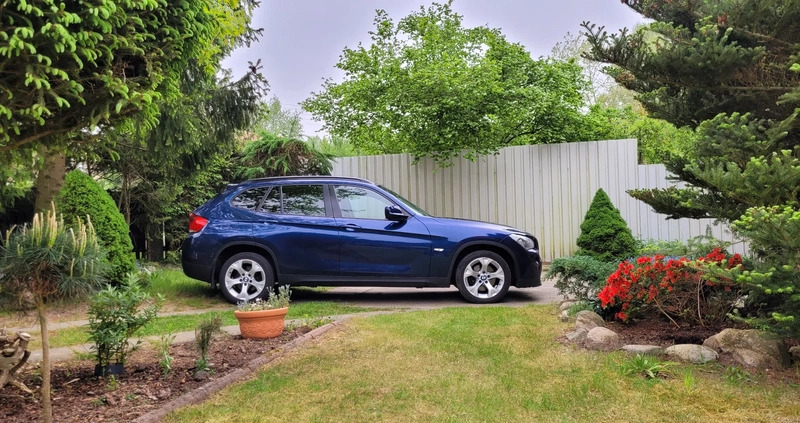 BMW X1 cena 33500 przebieg: 265000, rok produkcji 2011 z Koszalin małe 79